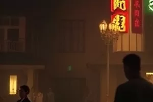 深夜厨房手记封面：灶台上的热锅与升起的白汽